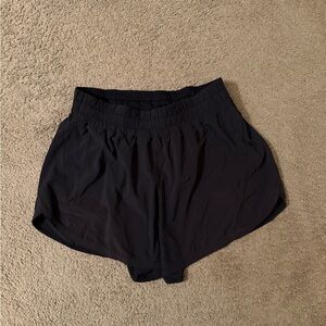 Lululemon Athletica black track that short